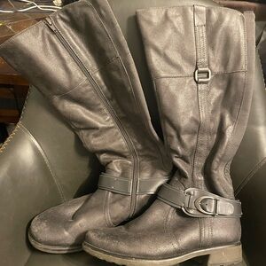 Classic Black Women's Mid-Calf Riding Boots